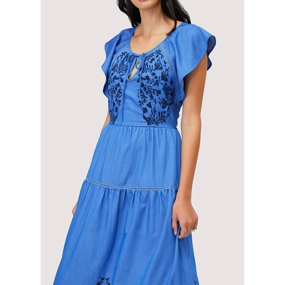 Lost + Wander Dresses & Skirts - NWT Lost + Wander Riviera Midi Dress Blue Embroidered A-line Tiered Pocket Small